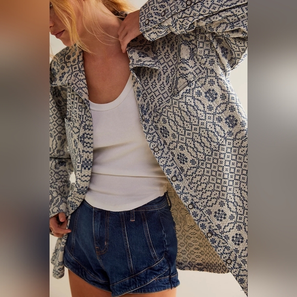 We the Free So Long Summer Jacquard button down - Picture 4 of 4